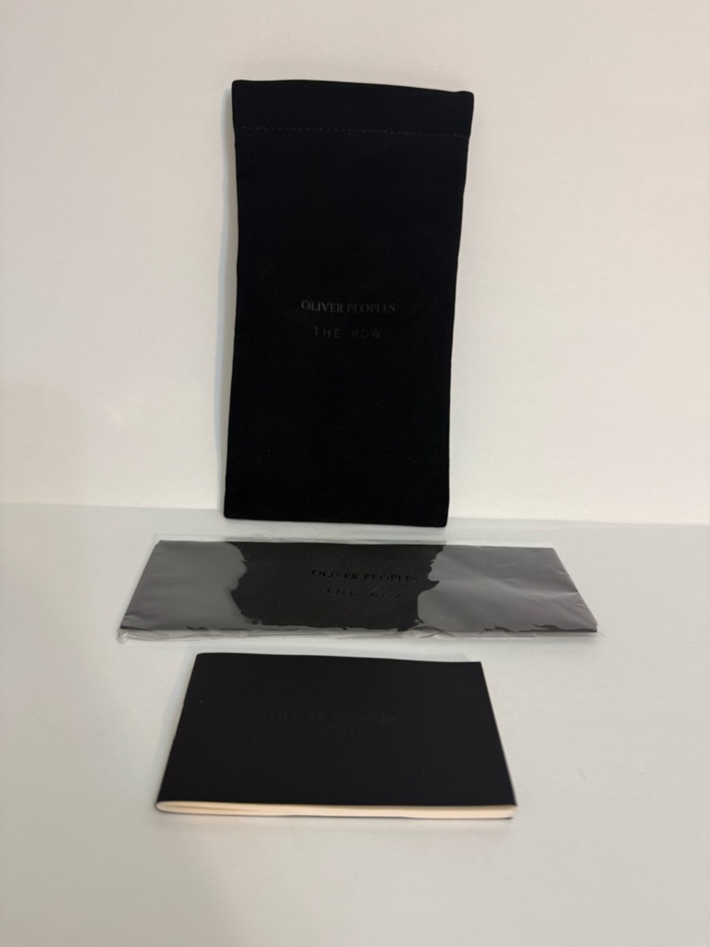 New Oliver Peoples Elegant sunglasses case Eyewear Pouch